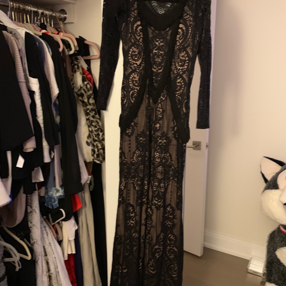 Bcbg maxazria bnwt size xxs black Lace dress